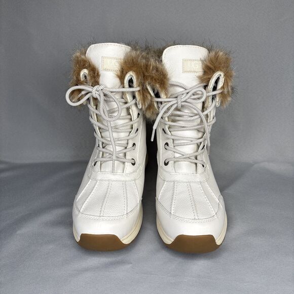 New Womens UGG Snow Boot Adirondack III White Leather Laced Up Fur Cuff $250 10 - Picture 2 of 16